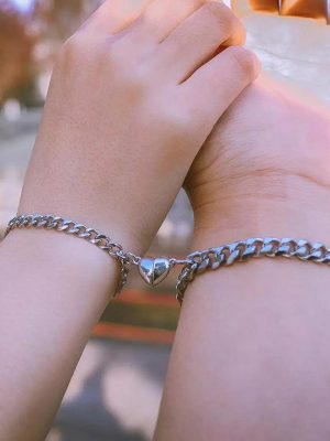 White Rose Chain Bracelet