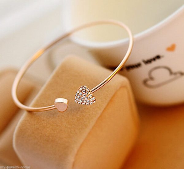 Heartbeat bracelet