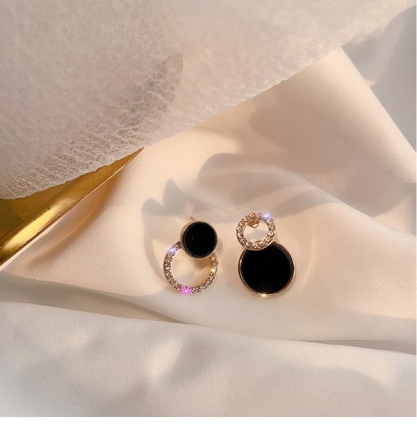 Classic Circular Diamond Earrings