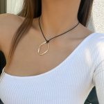 Metal necklace