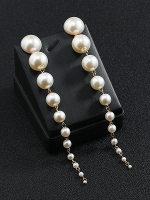 Classic Pearl Earrings