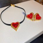 Retro Heart-shaped Necklace Earrings