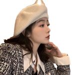 Fall and winter fashion influencer's recommended pearl knit hat