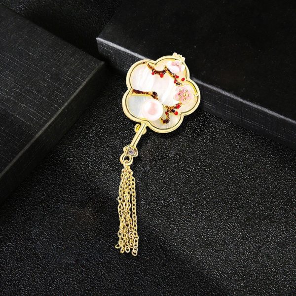 4-in-1 unique brooch clip