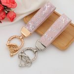 Gold classic exquisite keychain