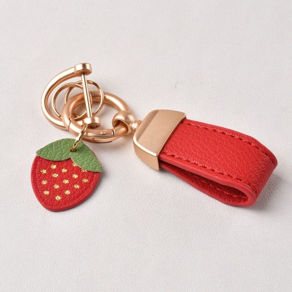 Classic exquisite round pendant keychain