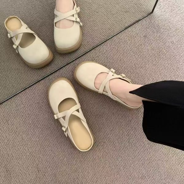 Exquisite, minimalist, and elegant slippers