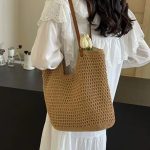 Exquisite and elegant straw special bag