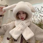 Autumn and winter fashion bloggers recommend soft, comfortable and elastic knitted hat + scarf set