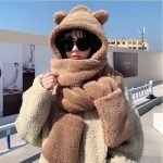 Autumn and winter fashion bloggers recommend soft, comfortable and elastic knitted hat + scarf set