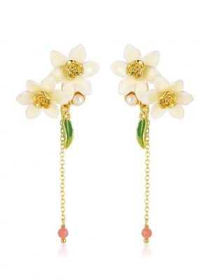 Gold diamond pendant earrings