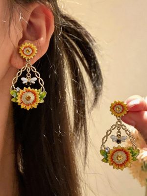 Vintage Bee and Pearl Stud Earrings